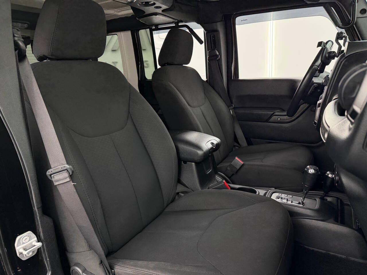 Jeep Wrangler Unlimited Sport 4WD 2017