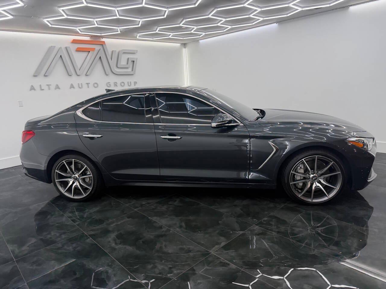 Genesis G70 3.3T Design 2019