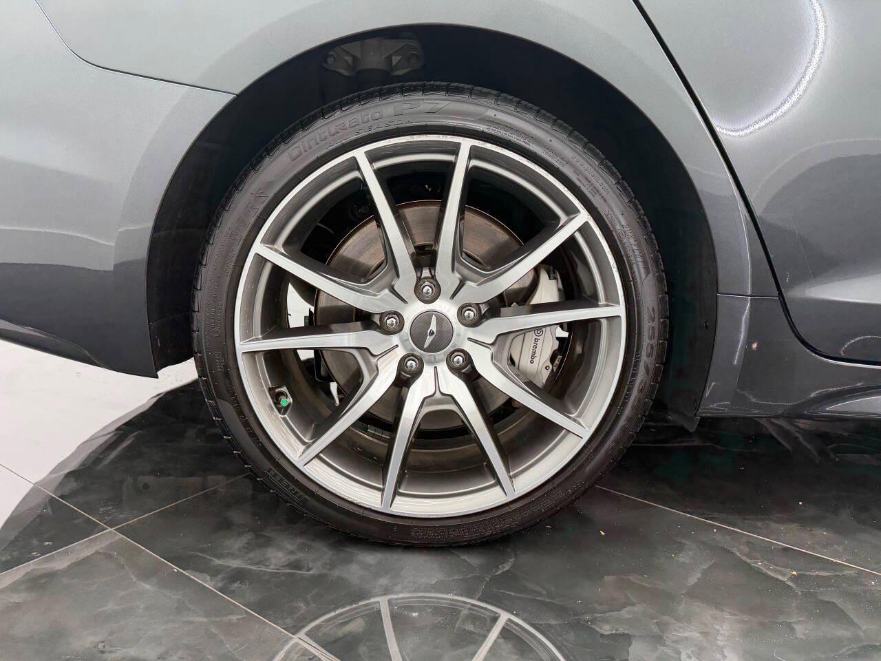 Genesis G70 3.3T Design 2019