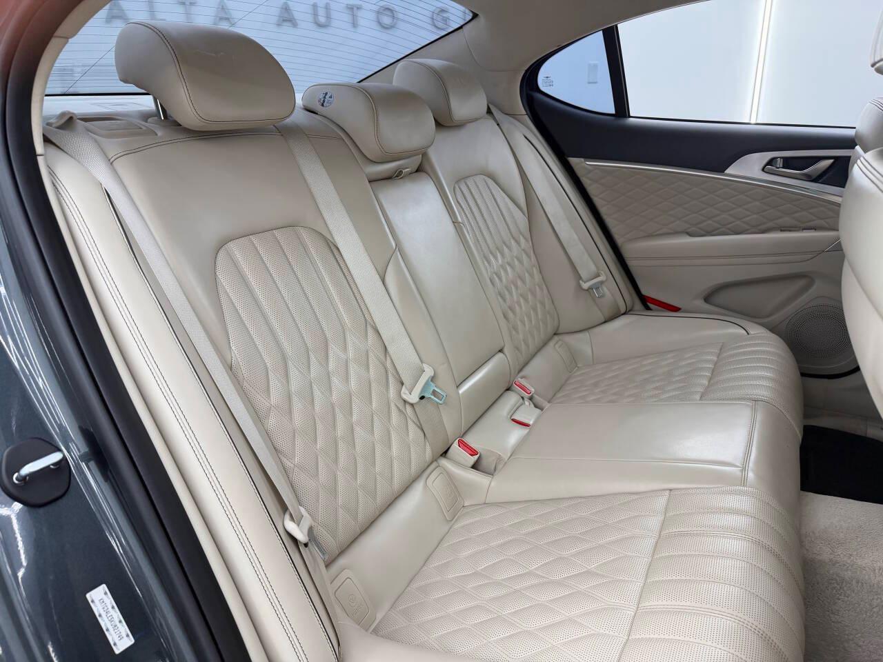 Genesis G70 3.3T Design 2019