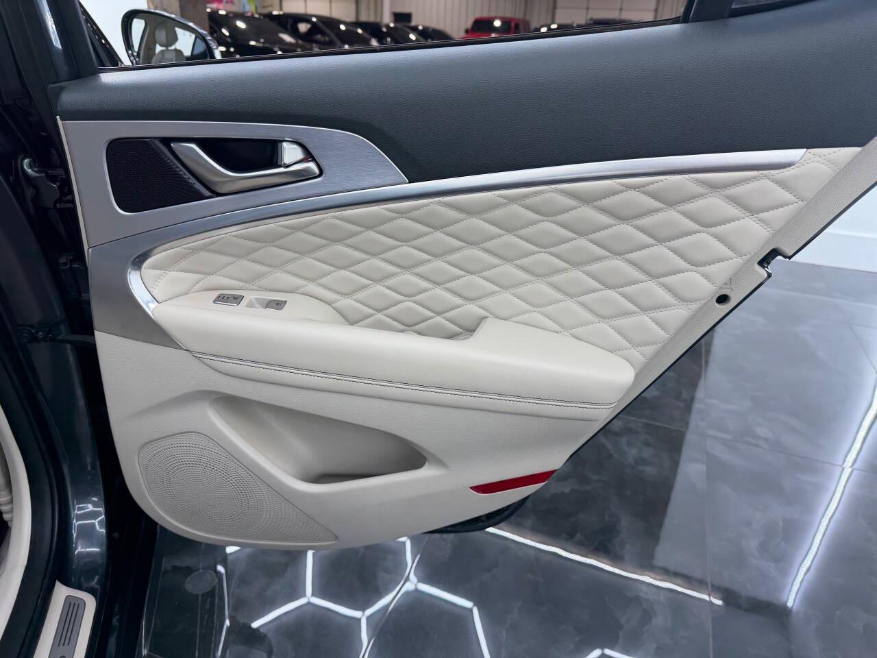 Genesis G70 3.3T Design 2019