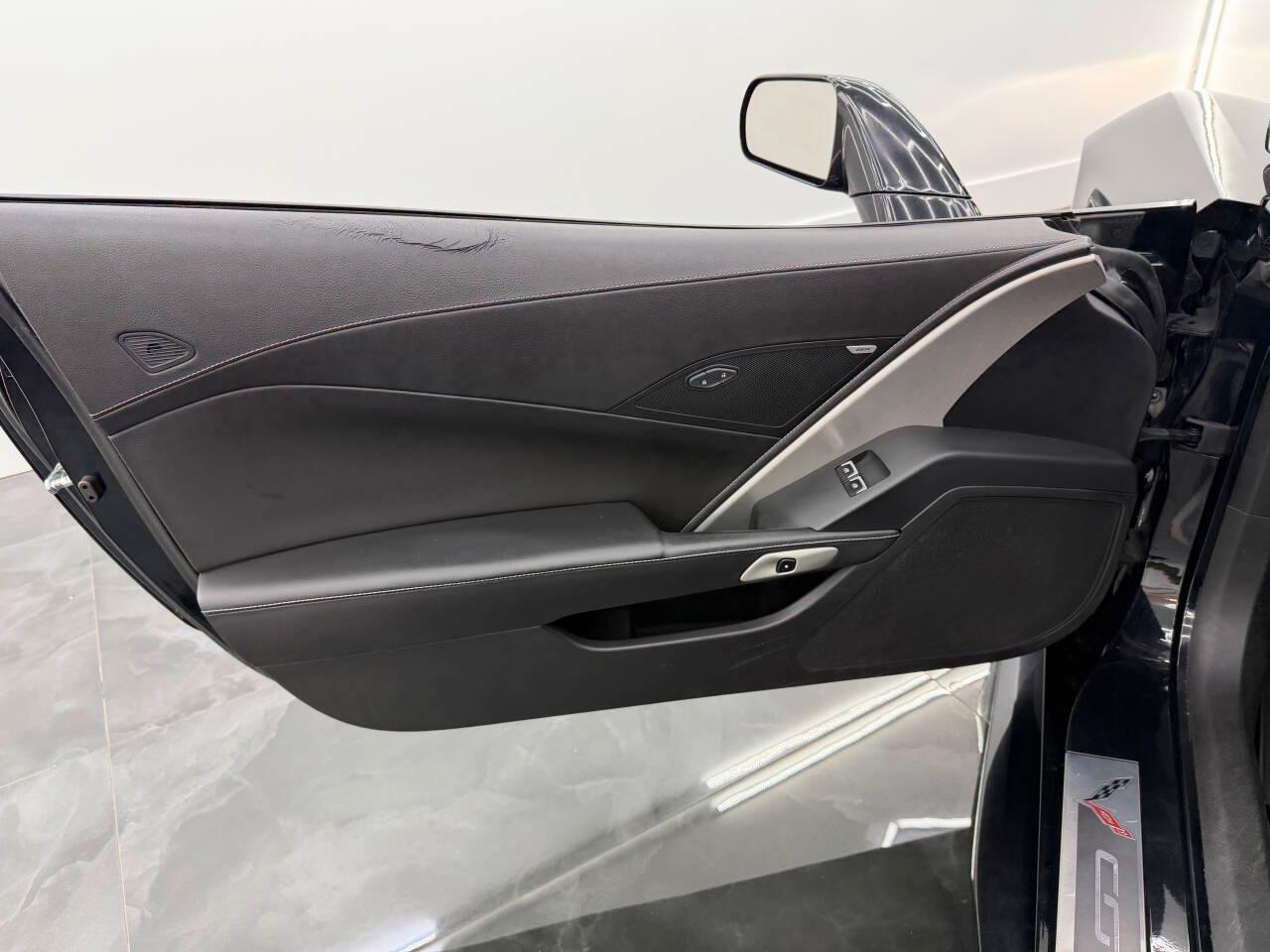 Chevrolet Corvette 1LT Coupe Automatic 2015