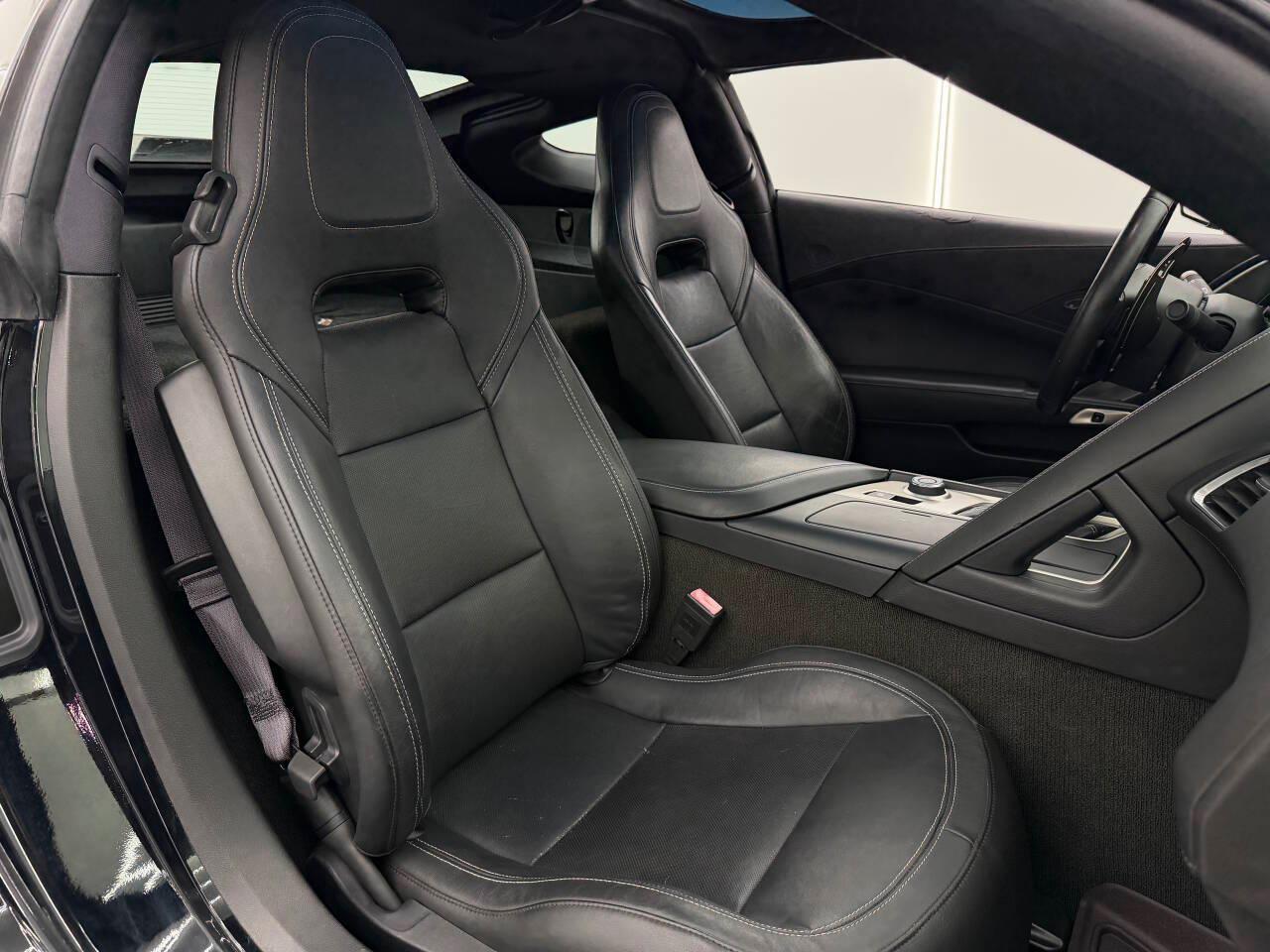 Chevrolet Corvette 1LT Coupe Automatic 2015