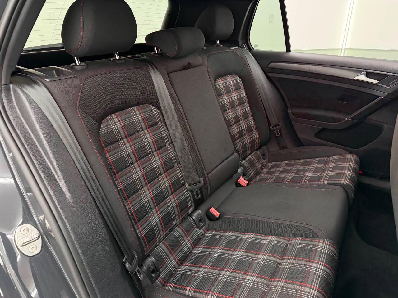 Volkswagen Golf GTI SE 7A 2019