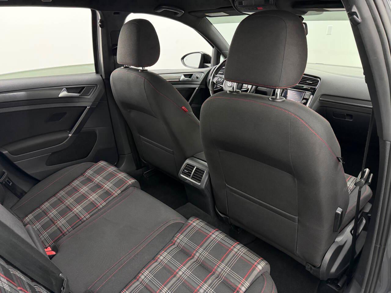 Volkswagen Golf GTI SE 7A 2019