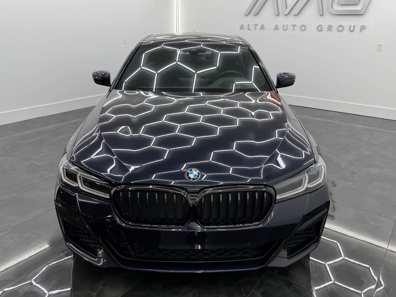 BMW 5-Series 540i 2021