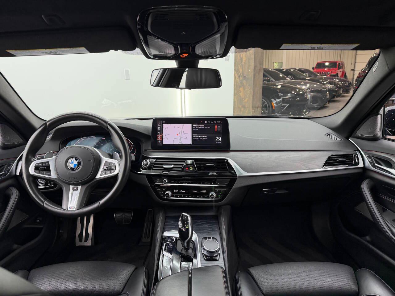 BMW 5-Series 540i 2021