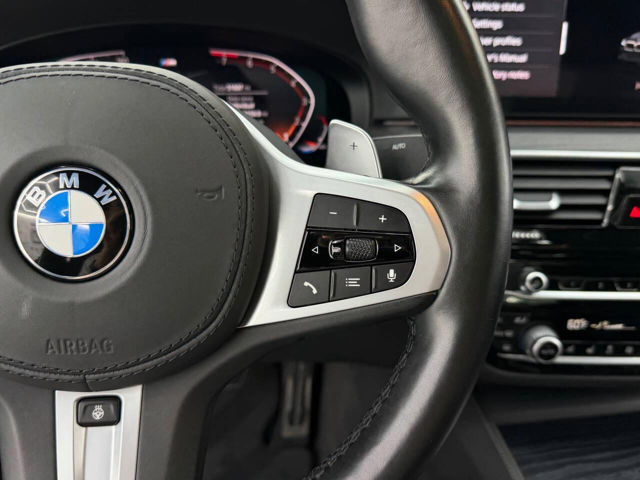 BMW 5-Series 540i 2021