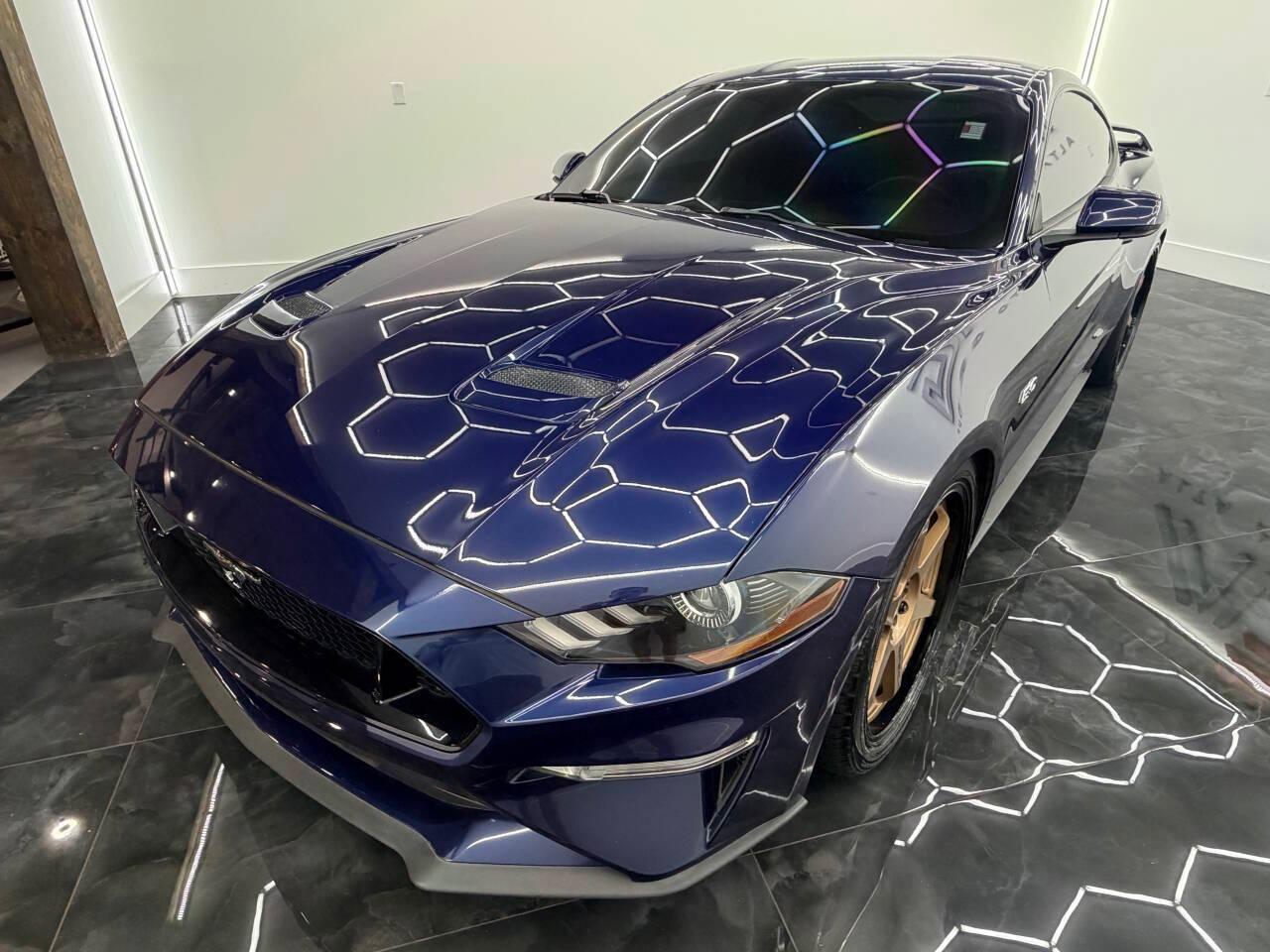 Ford Mustang GT Premium Coupe 2018