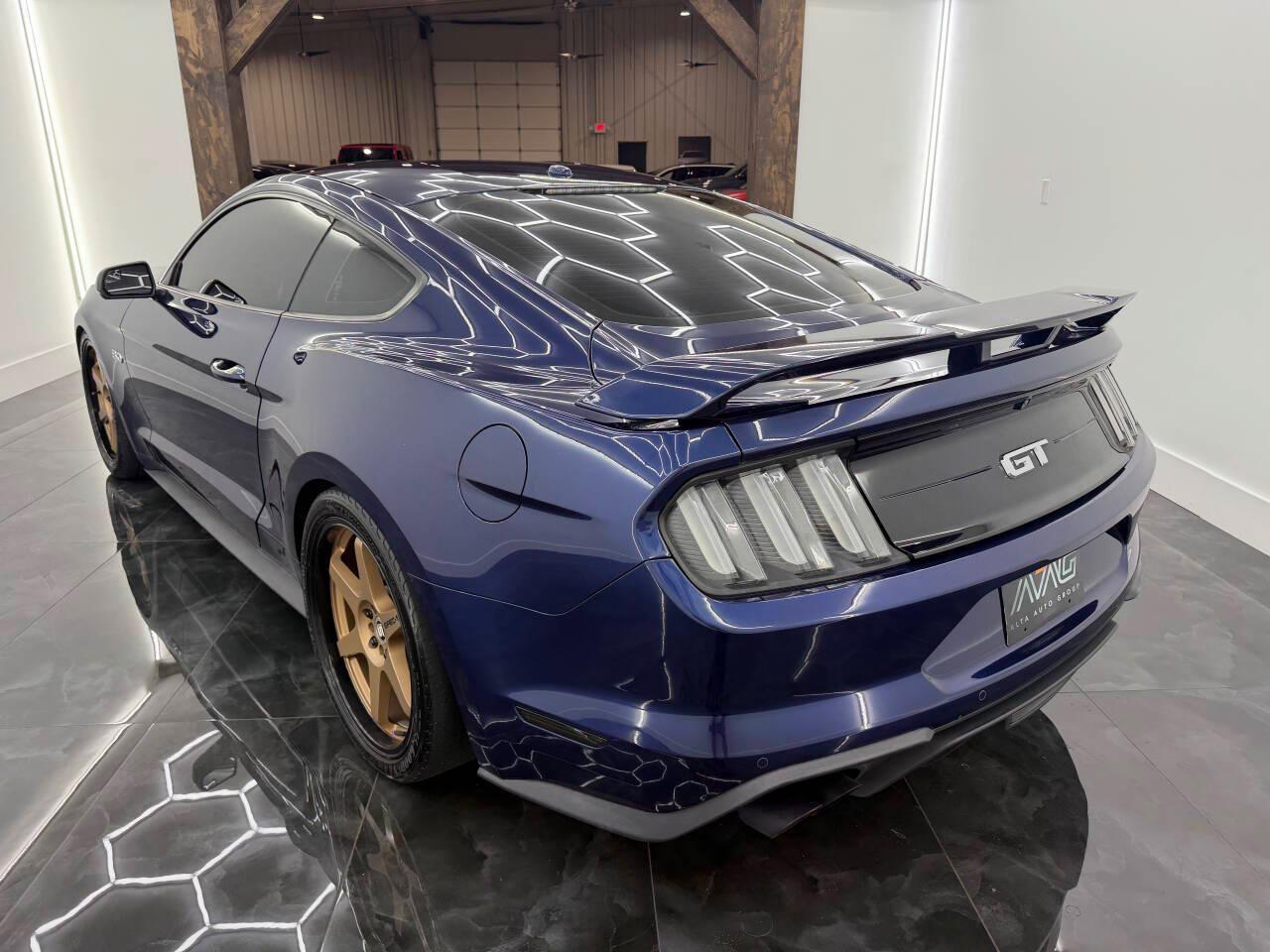 Ford Mustang GT Premium Coupe 2018
