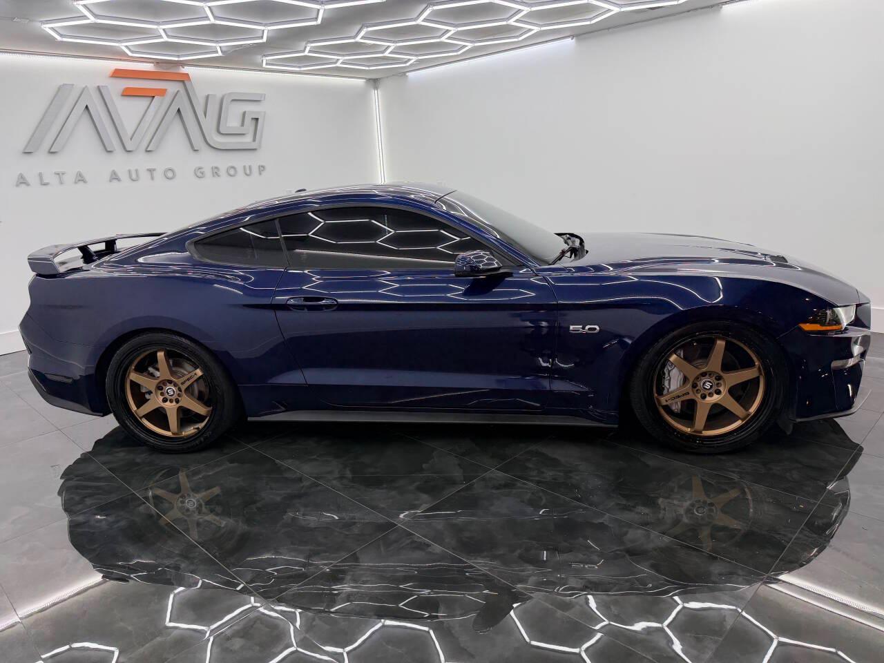 Ford Mustang GT Premium Coupe 2018