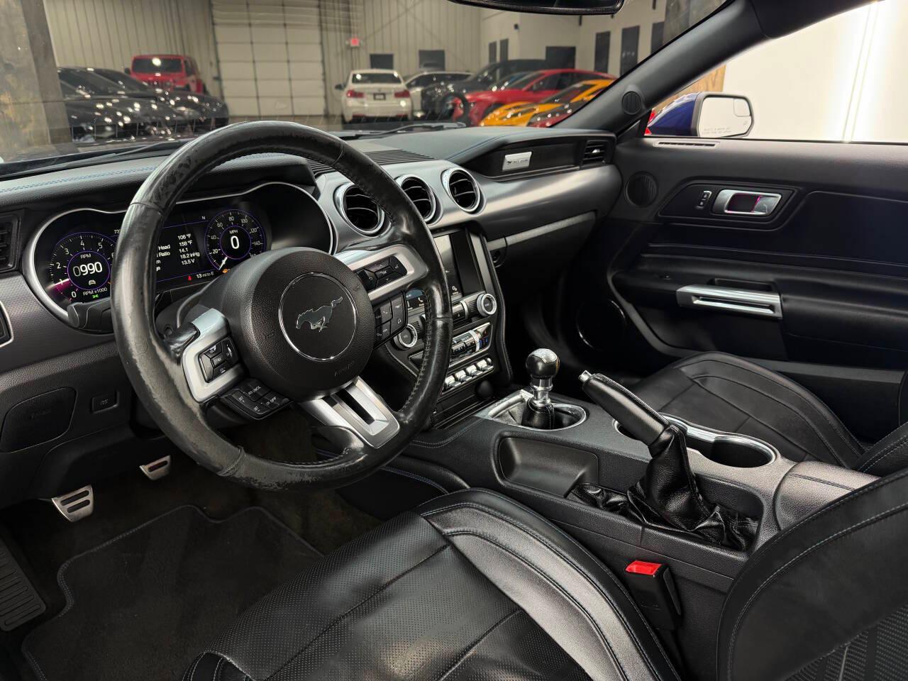 Ford Mustang GT Premium Coupe 2018
