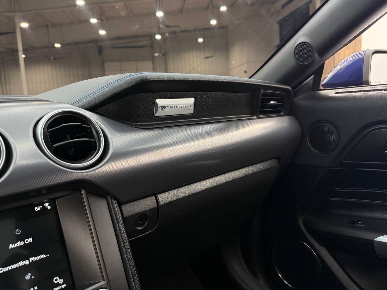 Ford Mustang GT Premium Coupe 2018