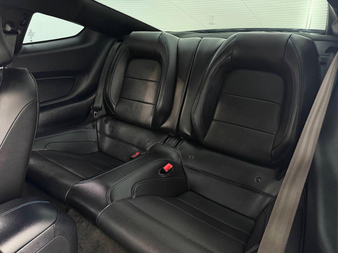 Ford Mustang GT Premium Coupe 2018