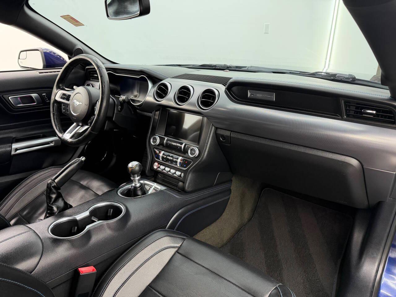 Ford Mustang GT Premium Coupe 2018