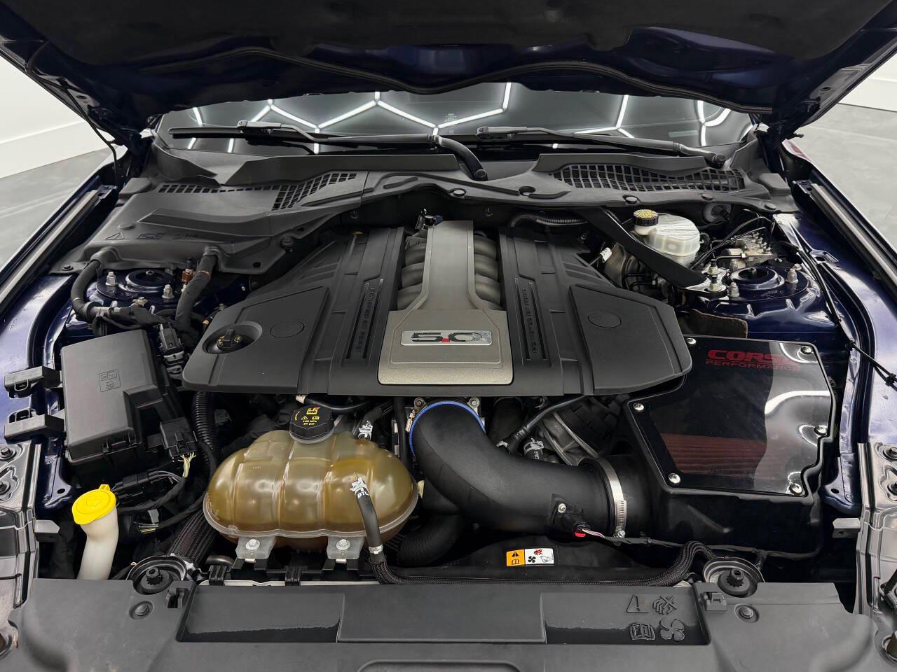 Ford Mustang GT Premium Coupe 2018