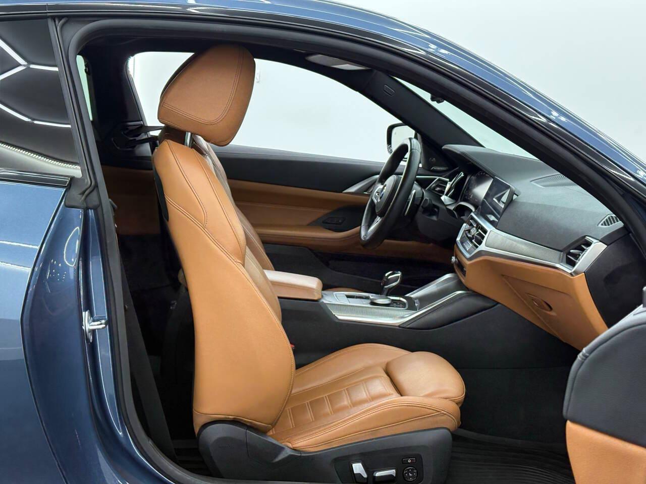 BMW 4-Series M440i xDrive Coupe 2021