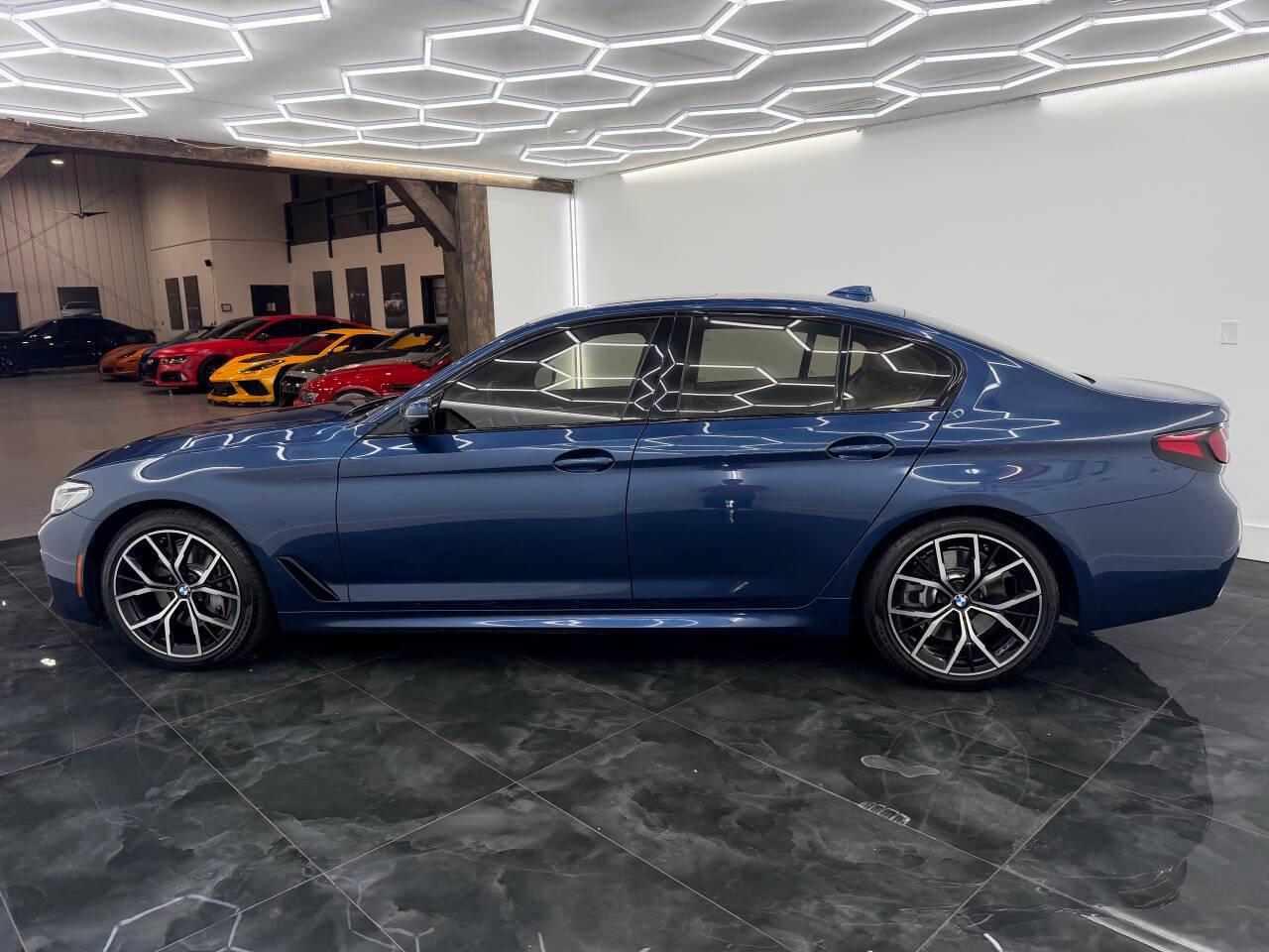 BMW 5-Series 540i 2021