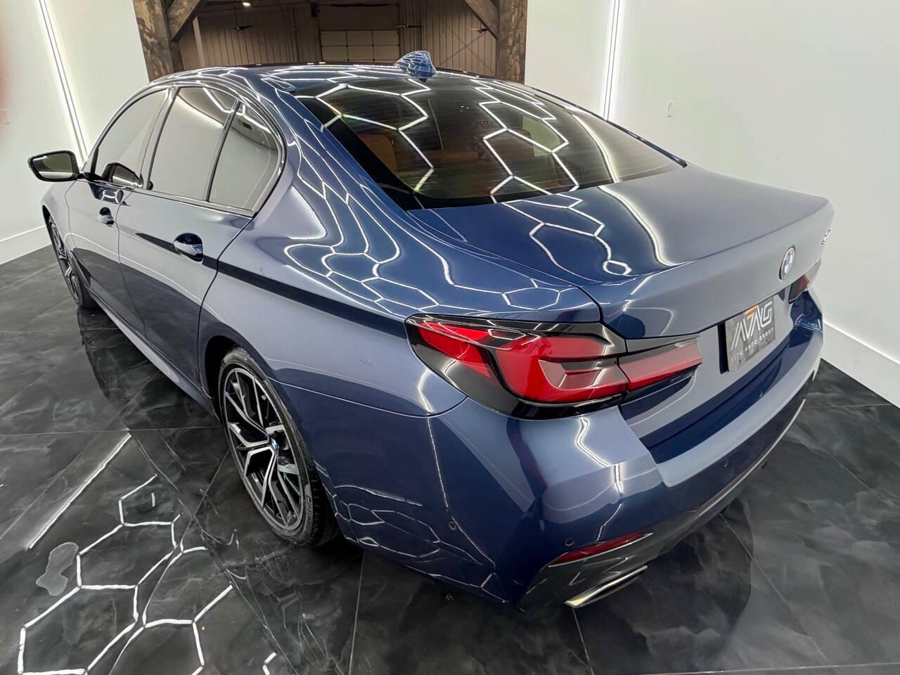 BMW 5-Series 540i 2021