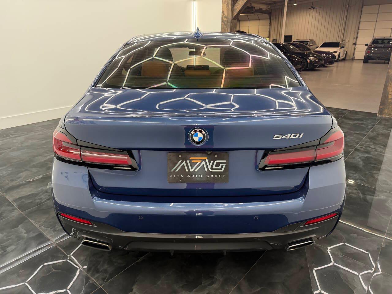 BMW 5-Series 540i 2021