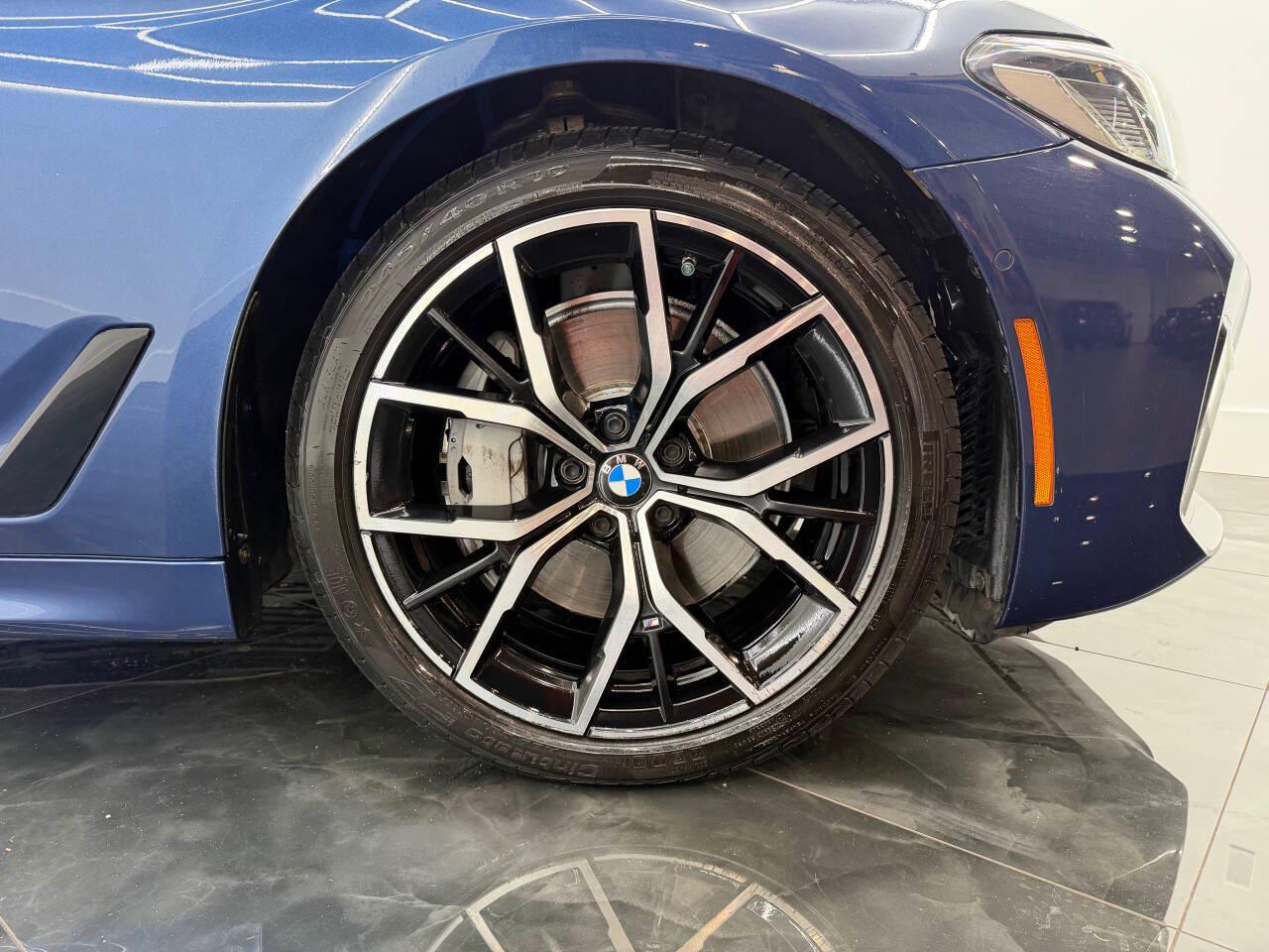 BMW 5-Series 540i 2021