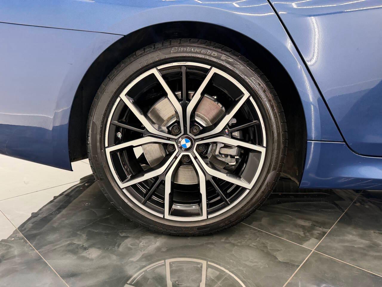 BMW 5-Series 540i 2021