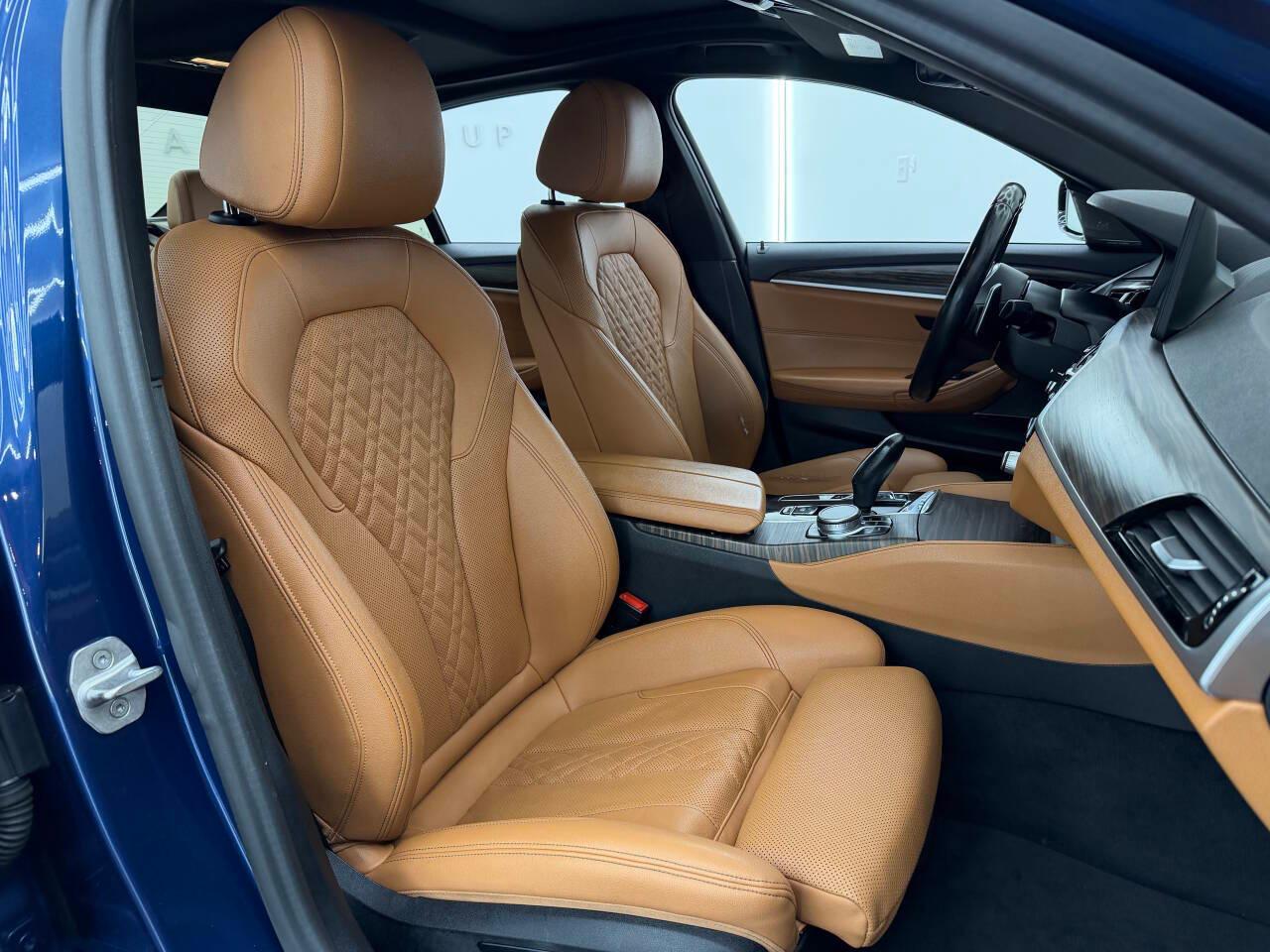BMW 5-Series 540i 2021
