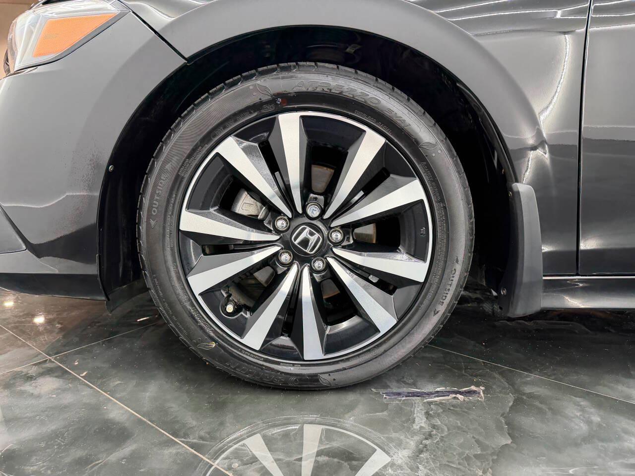 Honda Civic EX Sedan CVT 2023