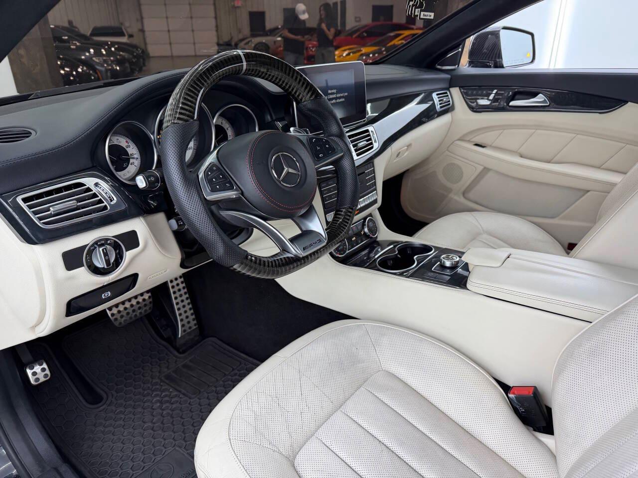 Mercedes-Benz CLS-Class CLS550 4MATIC 2016