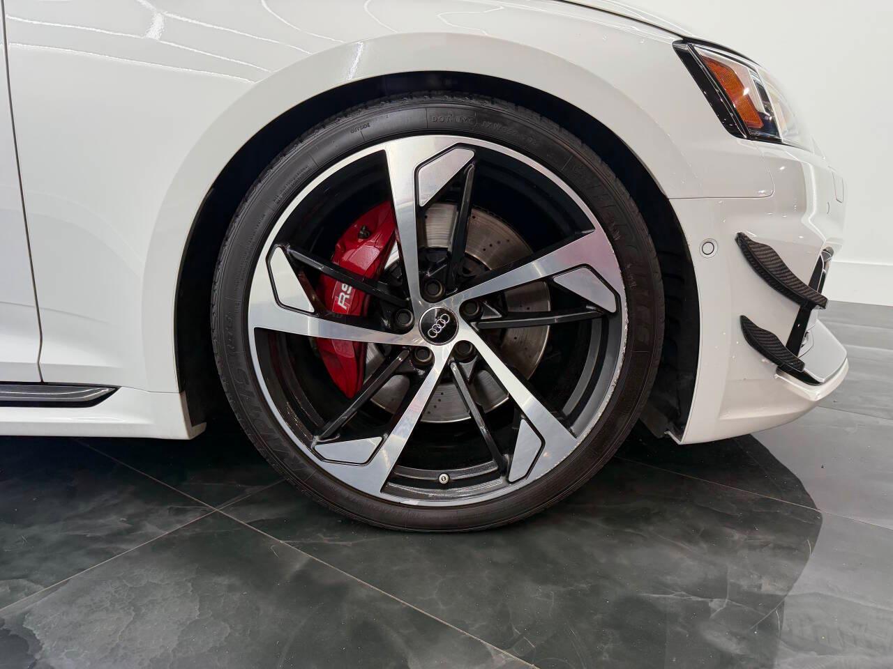 Audi RS5 quattro Coupe 2019