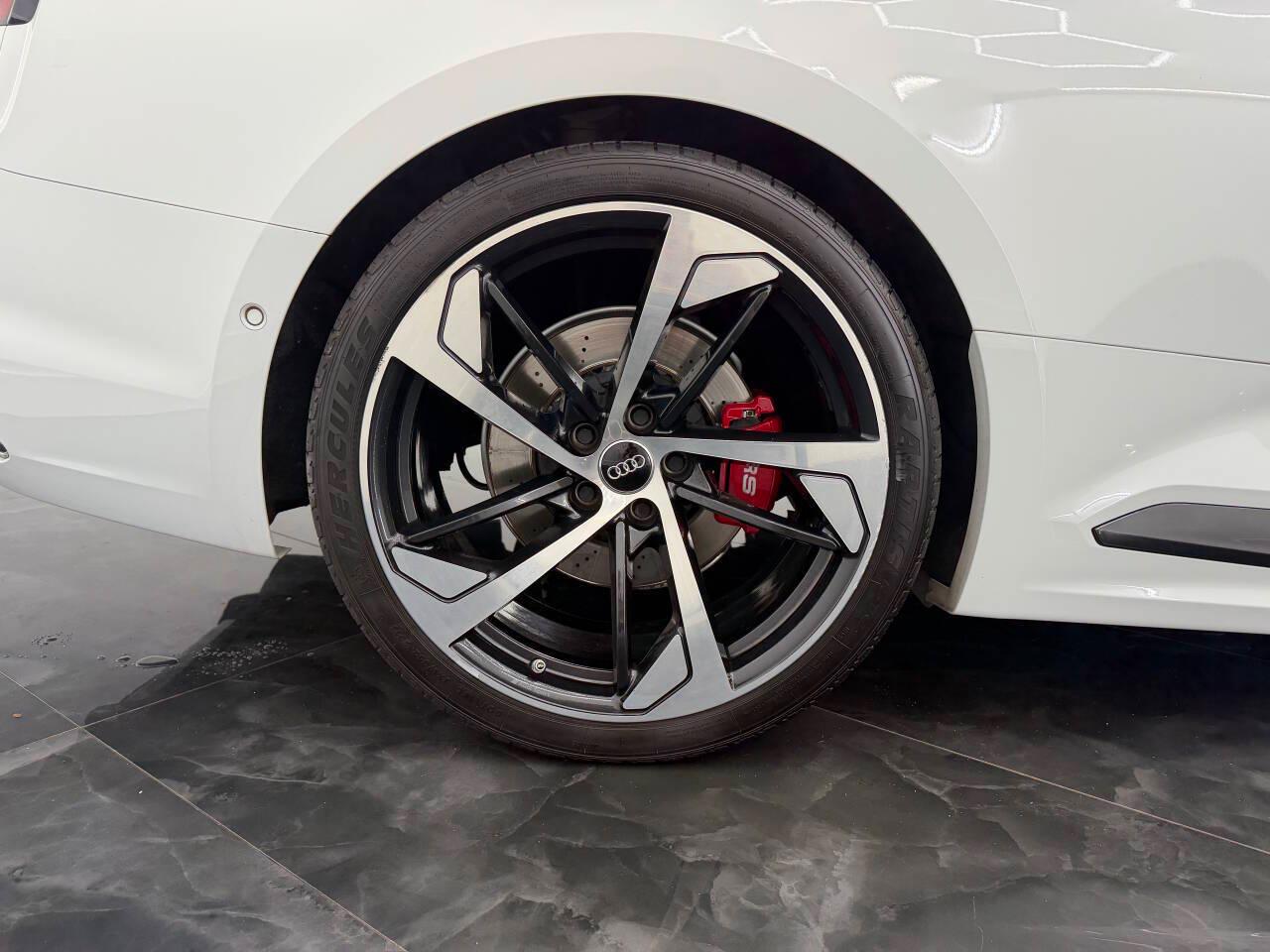 Audi RS5 quattro Coupe 2019