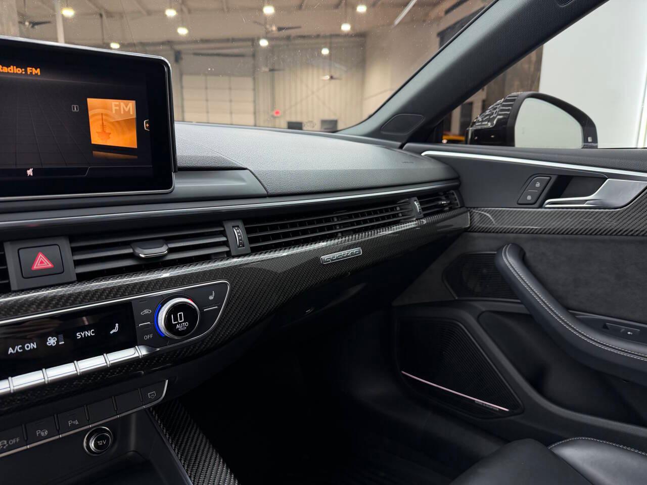 Audi RS5 quattro Coupe 2019