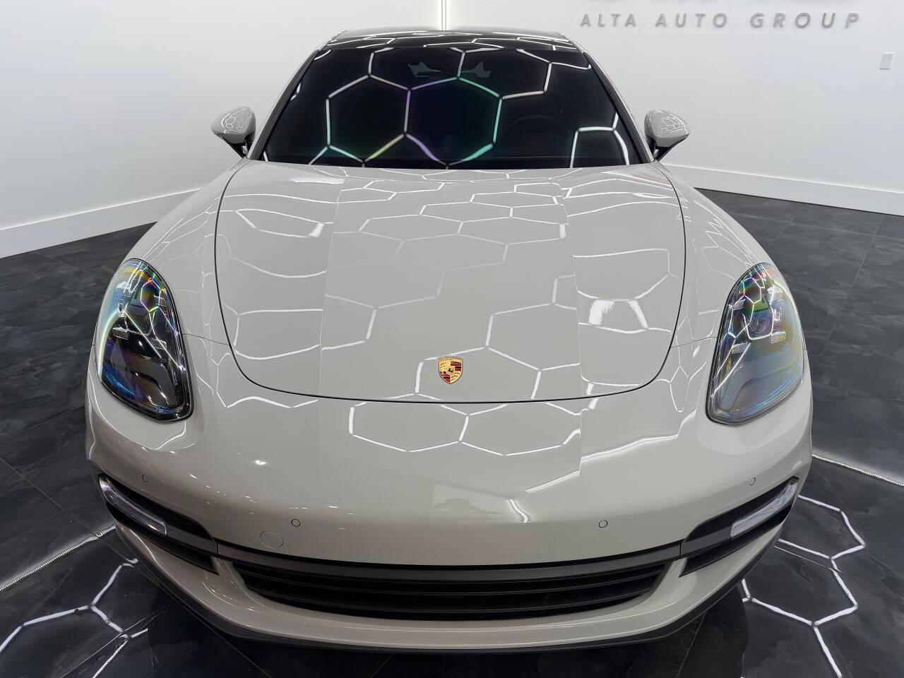 Porsche Panamera 4 Sport Turismo 2019