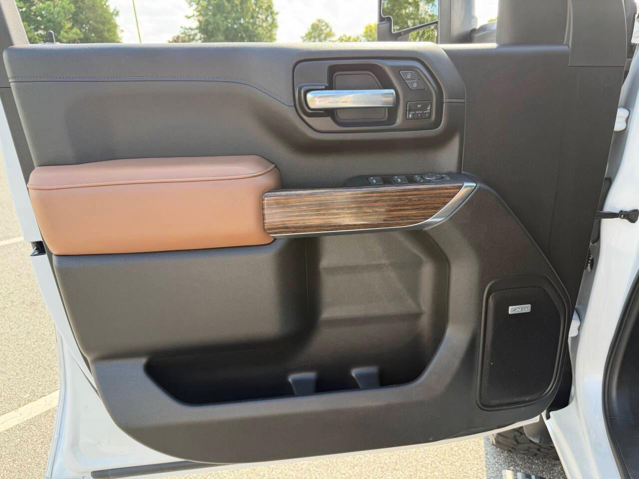 Chevrolet Silverado 2500HD High Country Crew Cab Short Box 4WD 2023