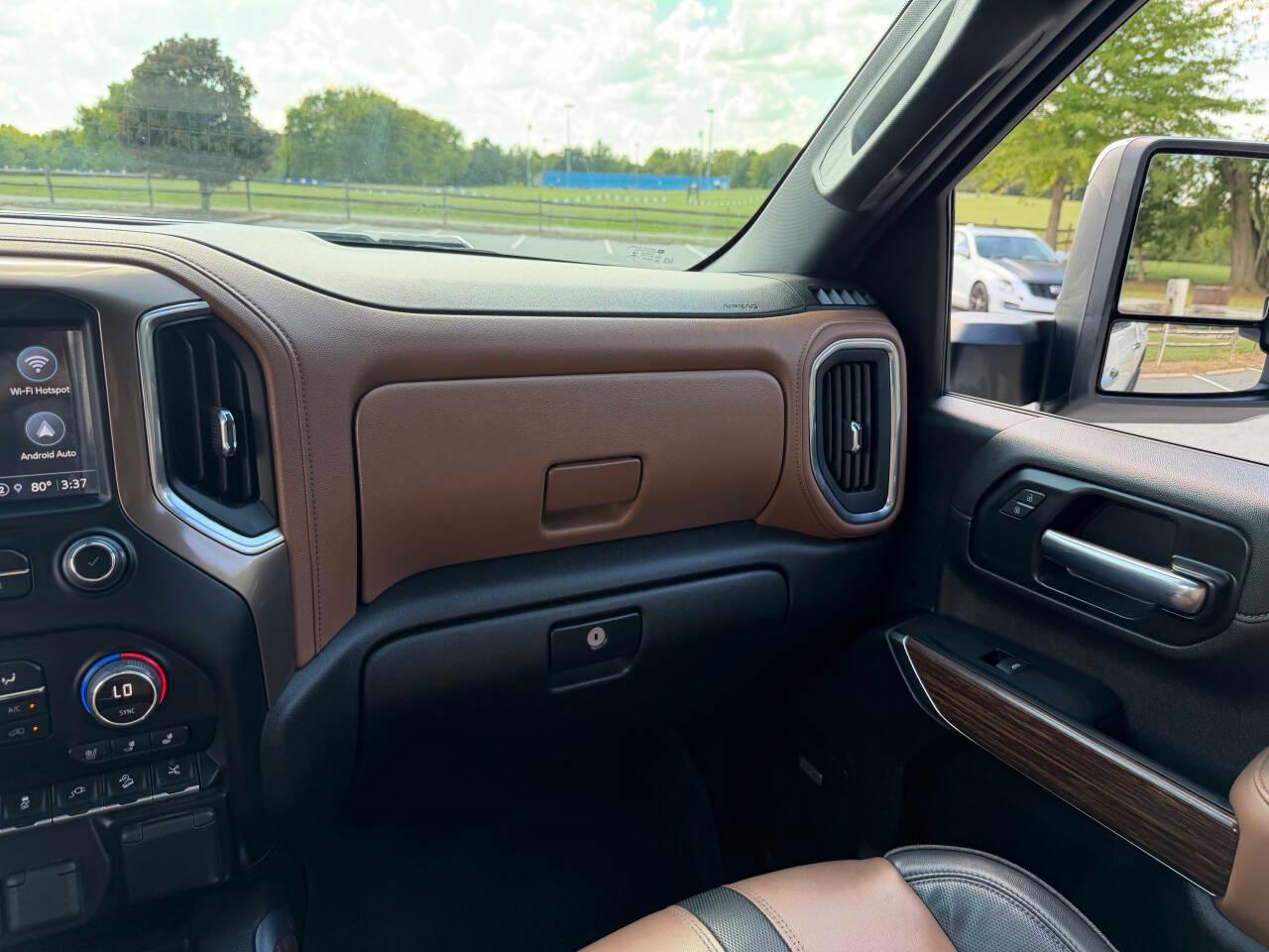 Chevrolet Silverado 2500HD High Country Crew Cab Short Box 4WD 2023