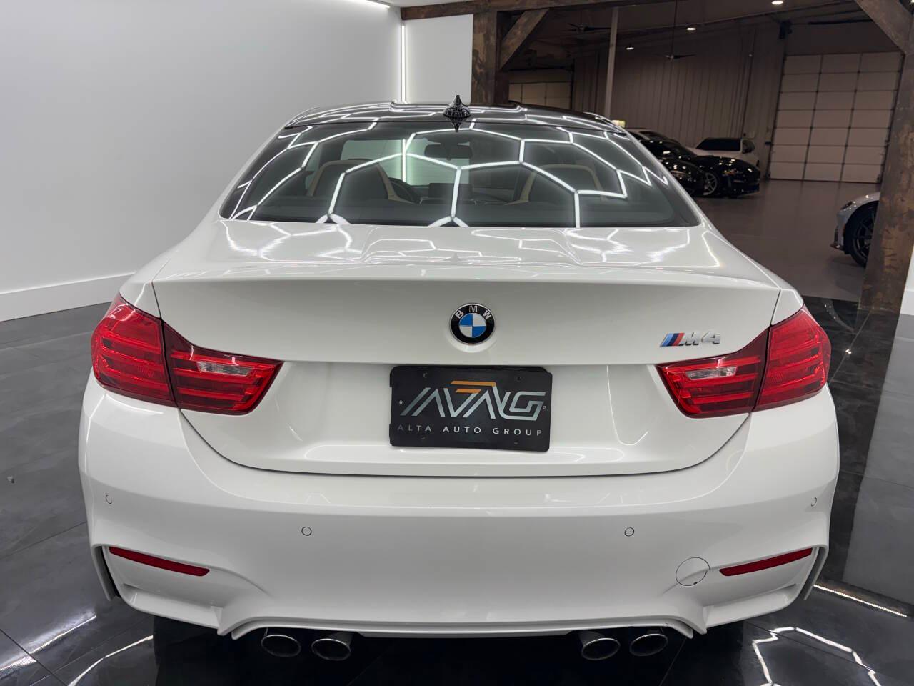 BMW M4 Coupe 2016