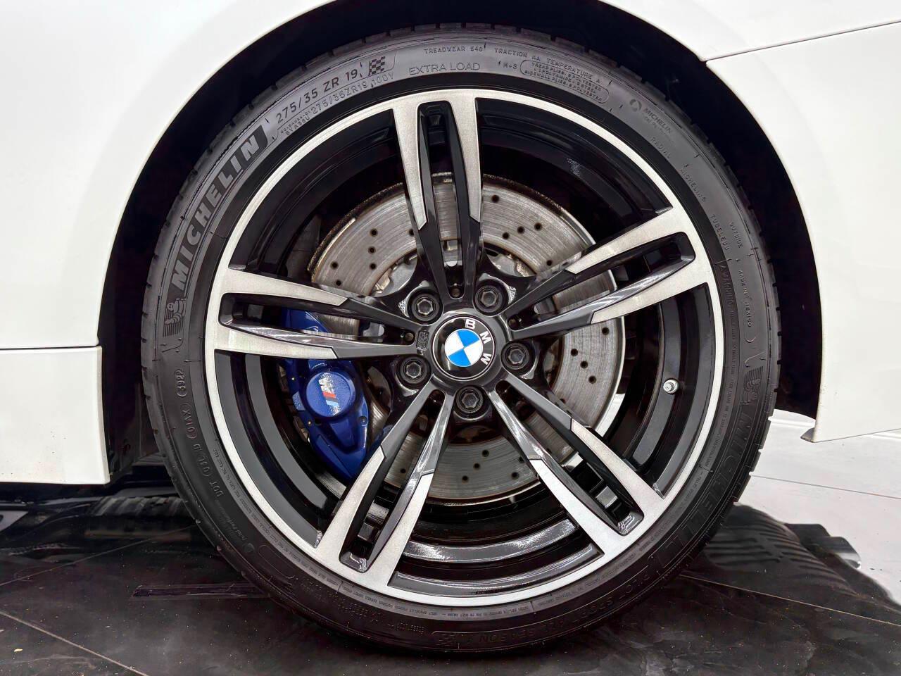 BMW M4 Coupe 2016
