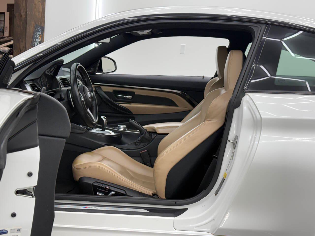 BMW M4 Coupe 2016