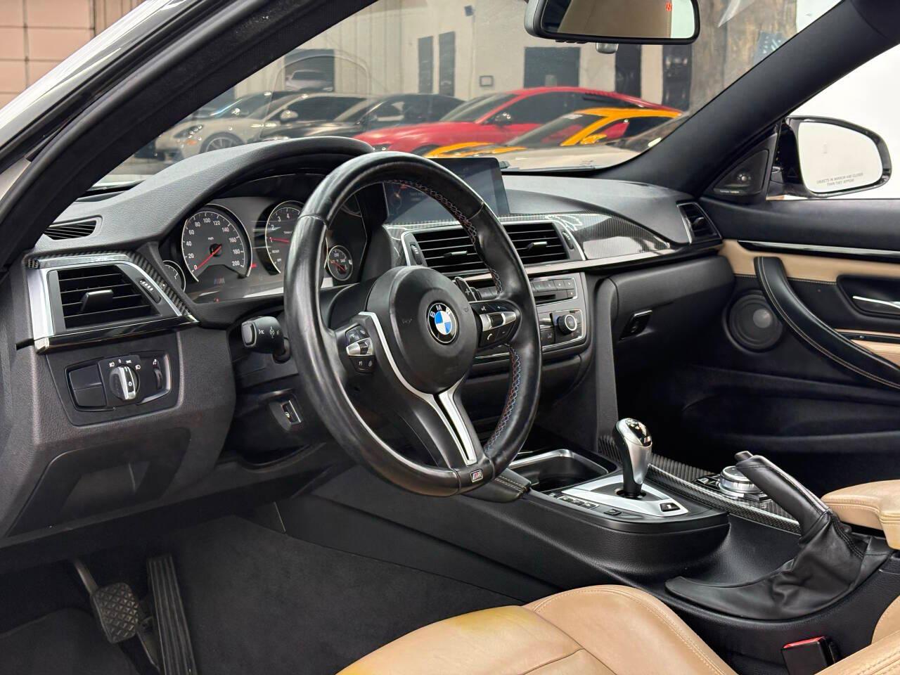 BMW M4 Coupe 2016
