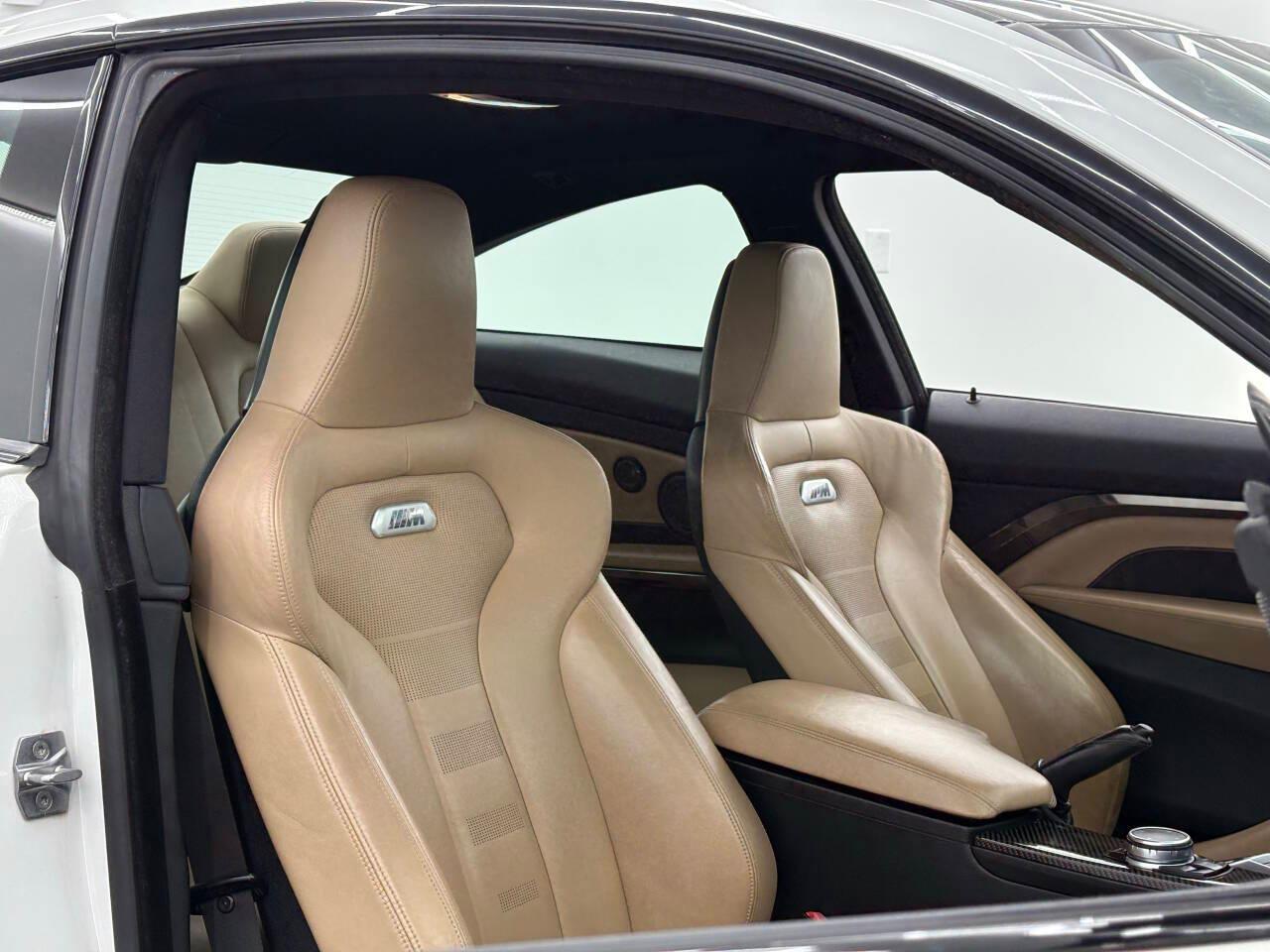 BMW M4 Coupe 2016