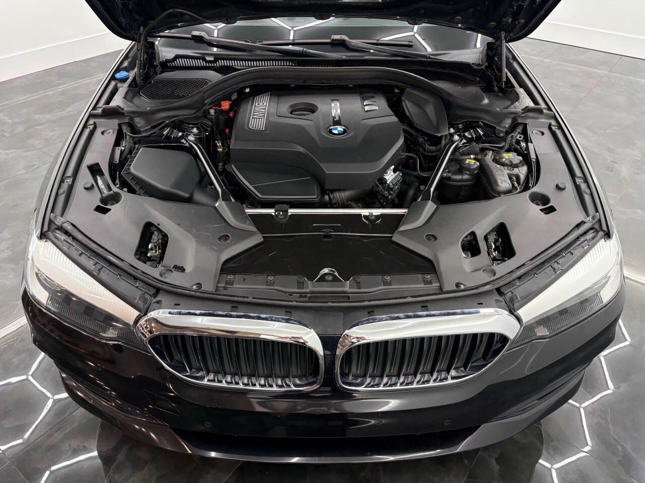BMW 5-Series 530i xDrive 2018
