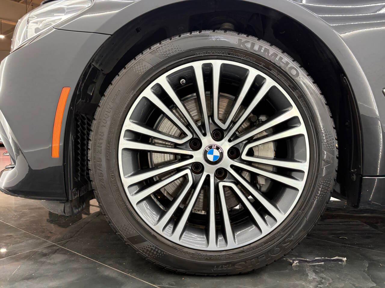 BMW 5-Series 530i xDrive 2018