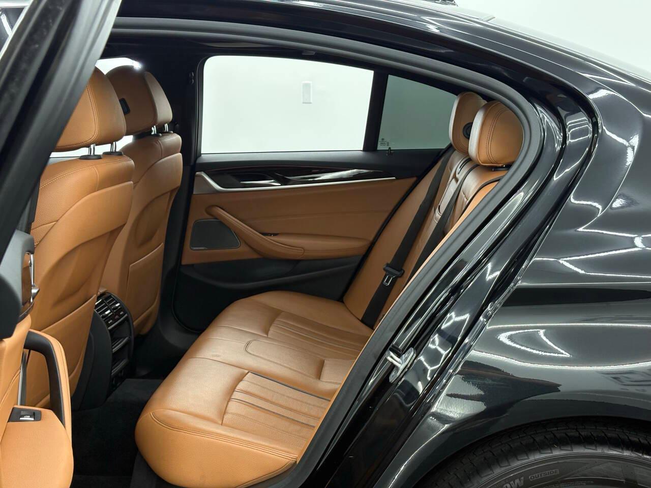 BMW 5-Series 530i xDrive 2018