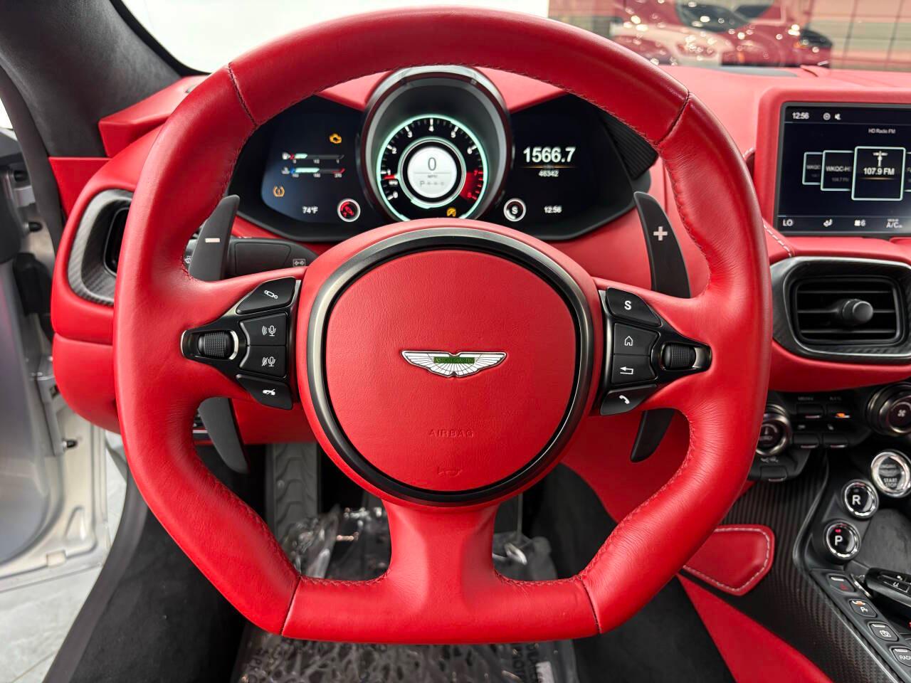Aston Martin Vantage Base 2019