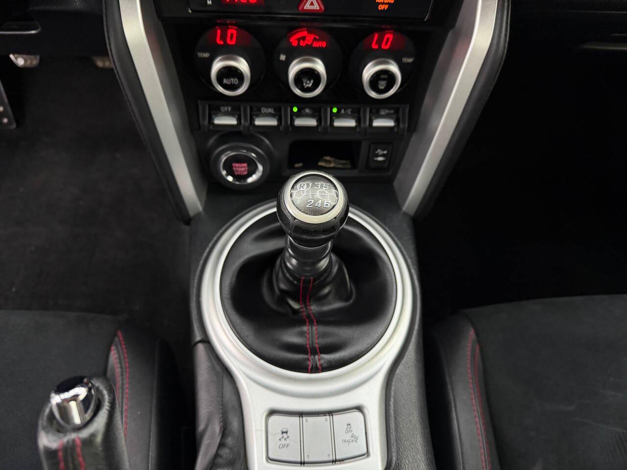 Subaru BRZ Limited 6M 2017