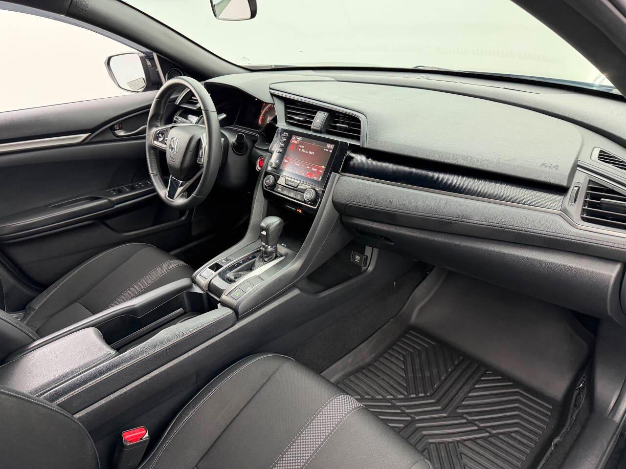 Honda Civic Sport Hatchback CVT 2021