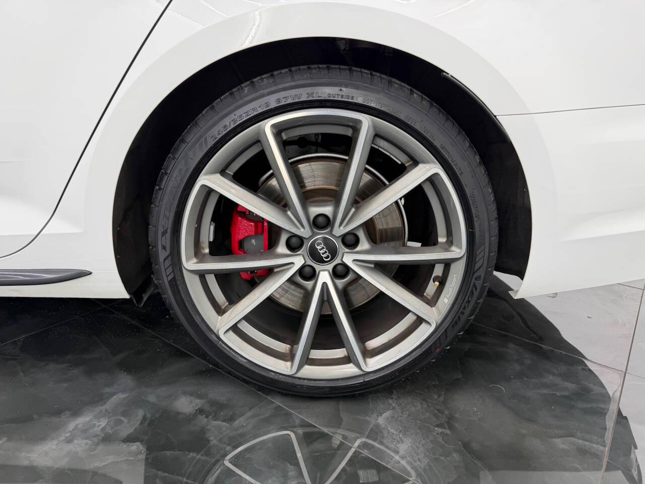 Audi A4 2.0 TFSI Premium Plus quattro 7A 2018