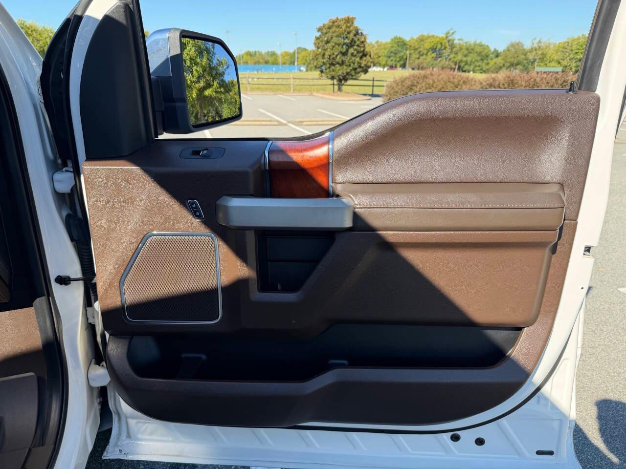 Ford F-150 King-Ranch SuperCrew 5.5-ft. 4WD 2019