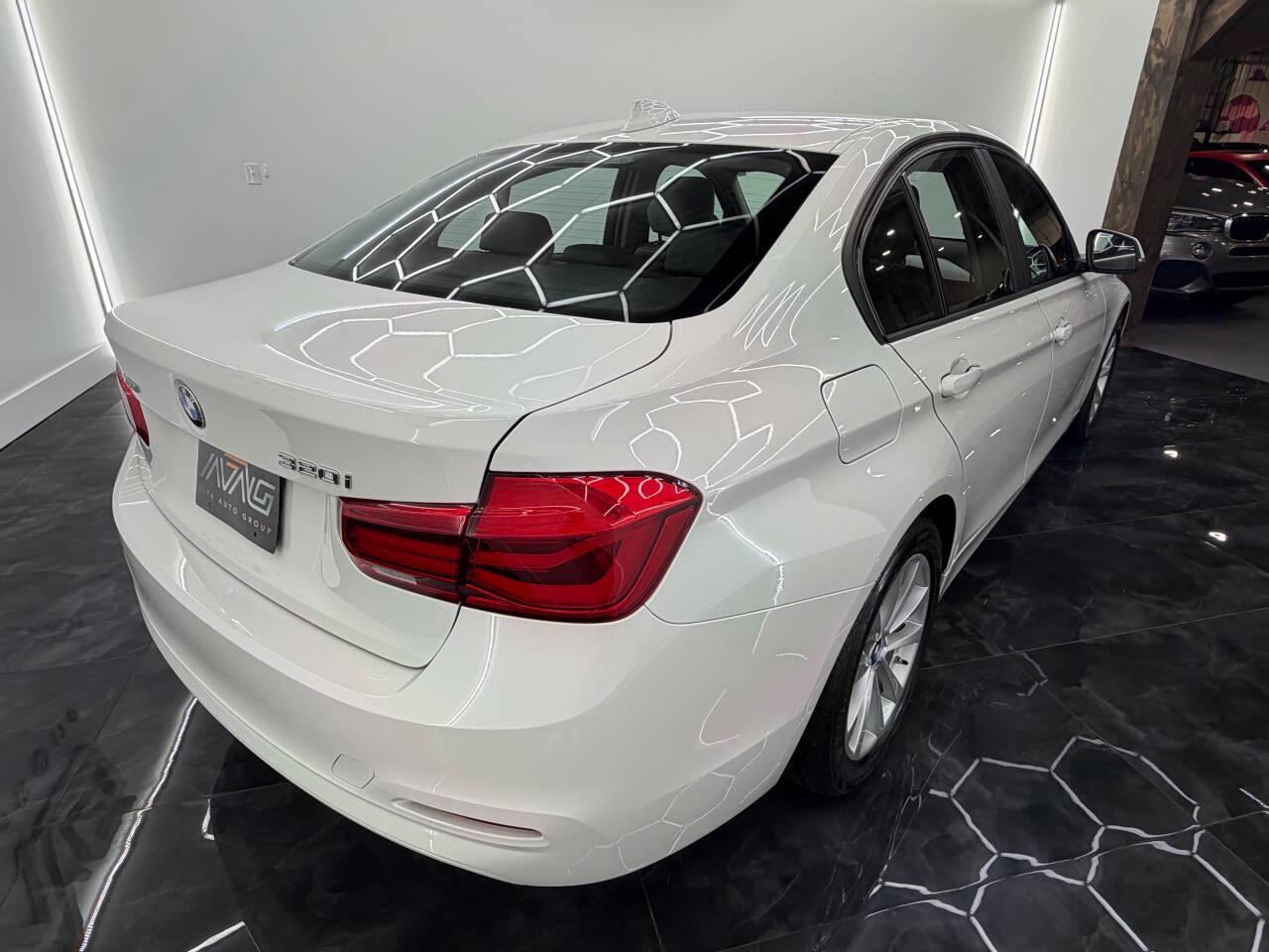 BMW 3-Series 320i xDrive Sedan 2018