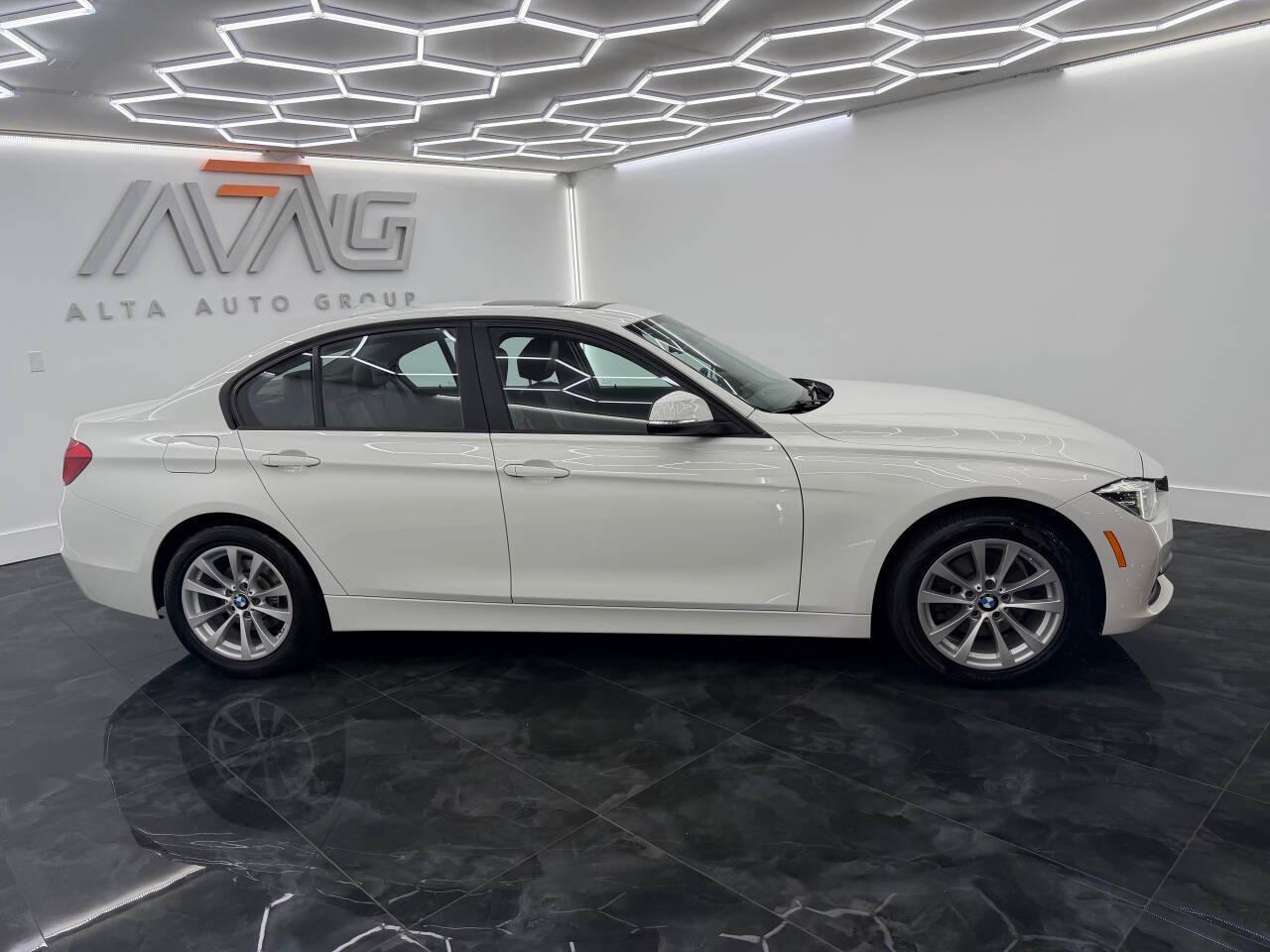 BMW 3-Series 320i xDrive Sedan 2018